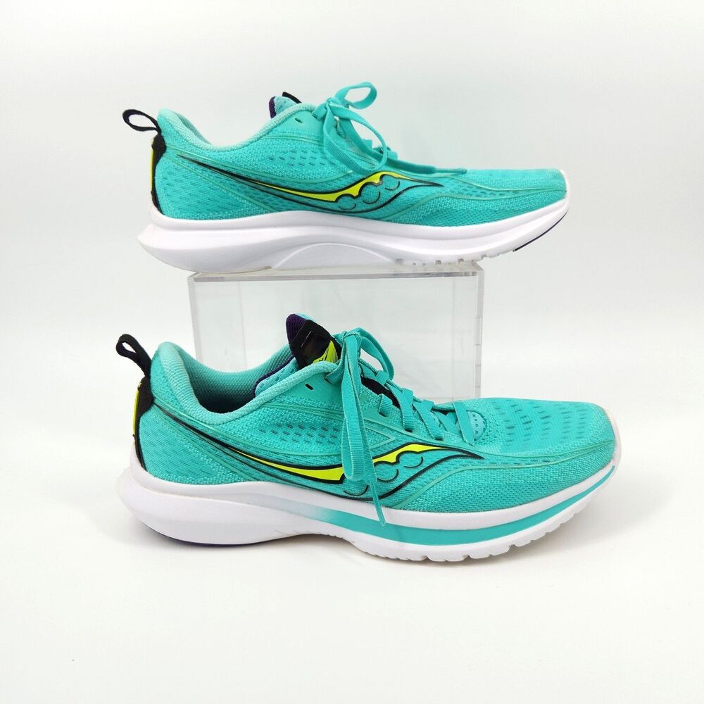 Saucony Kinvara 13 Shoes Womens 10.5 Green Running Race Comfort Walking Sneakers